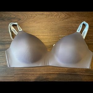 Grey Victoria’s Secret Tshirt Bra Wireless